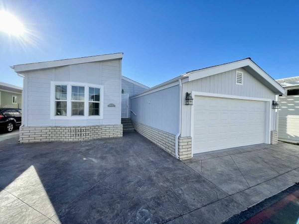 2004 Skyline Mobile Home For Rent