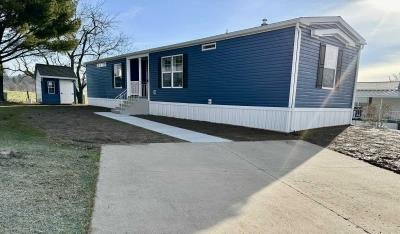 Mobile Home at 742 Pine Blvd New Providence, PA 17560