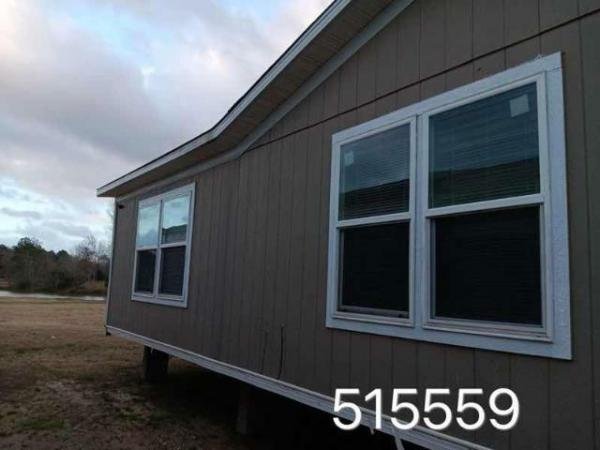 Photo 1 of 2 of home located at Rodney's Mobile Home Service 12135 Highway 59 Splendora, TX 77372