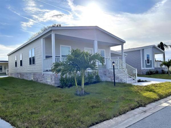 2023 Palm Harbor Legend 340LD28522A Manufactured Home