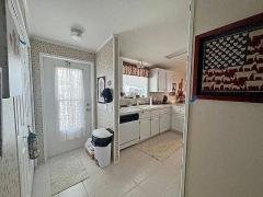 Photo 4 of 24 of home located at 129 Pineridge Dr Leesburg, FL 34788