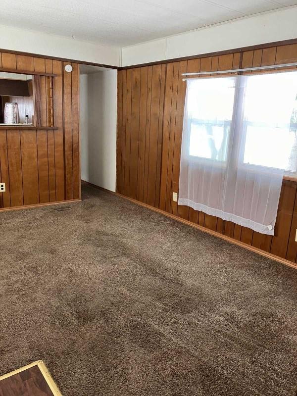 Parkwood Mobile Home For Sale