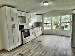 Photo 3 of 13 of home located at 8880 SW 27th Avenue Lot A92 Ocala, FL 34476