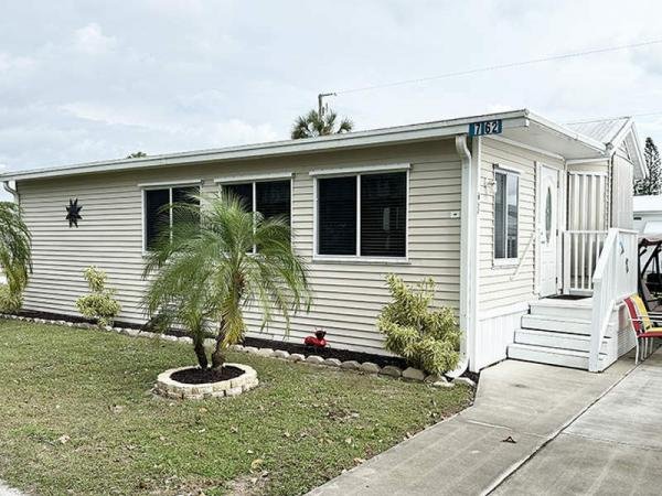 Photo 1 of 2 of home located at 25501 Trost Blvd. 07-62 Bonita Springs, FL 34135