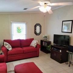 Photo 5 of 8 of home located at 39 Arboles Del Norte Fort Pierce, FL 34951