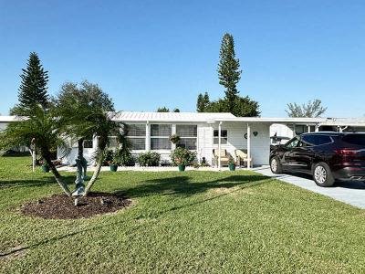 Mobile Home at 25644 Carnation Court L-086 Bonita Springs, FL 34135