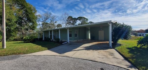 Photo 1 of 2 of home located at 6410 Rolling Greens Dr Lot 1373 Ocala, FL 34480