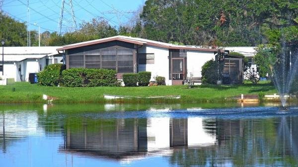 Photo 1 of 2 of home located at 4 N Bobwhite Rd Wildwood, FL 34785