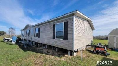 Mobile Home at 18133 County Road 644 Damon, TX 77430