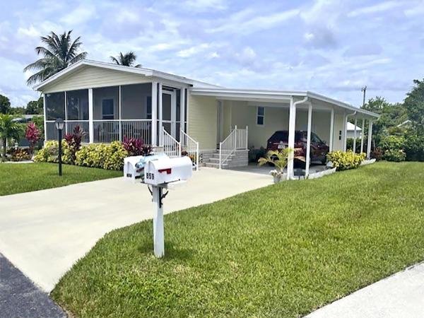 Photo 1 of 2 of home located at 858 Sun Disk Place Boynton Beach, FL 33436