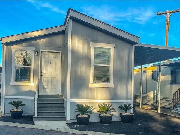 Photo 1 of 2 of home located at 2150 Monterey Estates #192 San Jose, CA 95112
