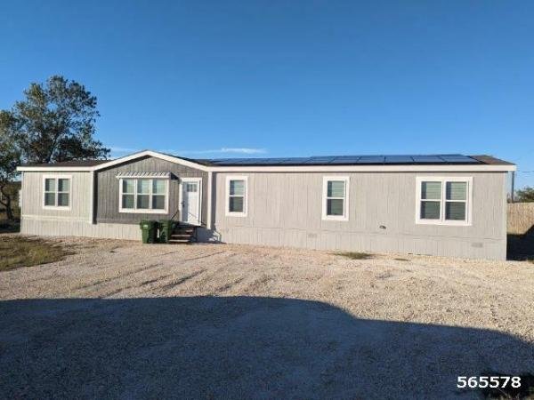 Photo 1 of 2 of home located at 516 Glendale Dr Godley, TX 76044