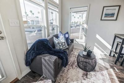 Photo 3 of 36 of home located at 2050 W. Dunlap Ave #E220 Phoenix, AZ 85021