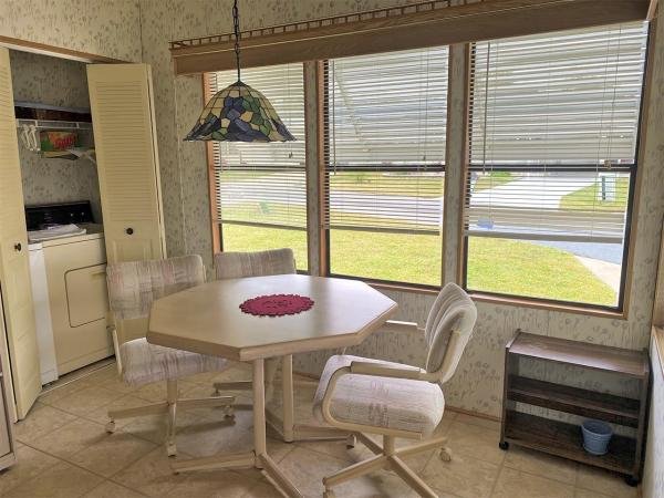 1989 Fleetwood Manufactured Home
