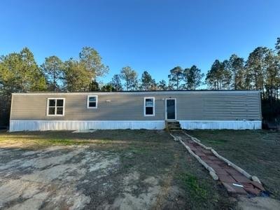 Mobile Home at 16 Willow Dr McHenry, MS 39561