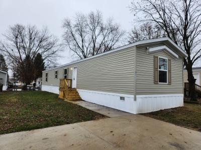 Mobile Home at 1925 Peck St. Greenwood, IN 46143