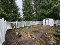 Photo 4 of 19 of home located at 18485 SW Pacific Dr. #27 Tualatin, OR 97062