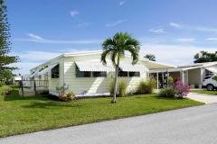 Photo 2 of 22 of home located at 180 NE Emerald Drive Jensen Beach, FL 34957