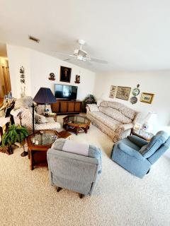 Photo 3 of 27 of home located at 2704 86th Street E Palmetto, FL 34221