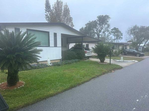 Photo 1 of 2 of home located at 2031 Oriole Ln Lake Wales, FL 33859