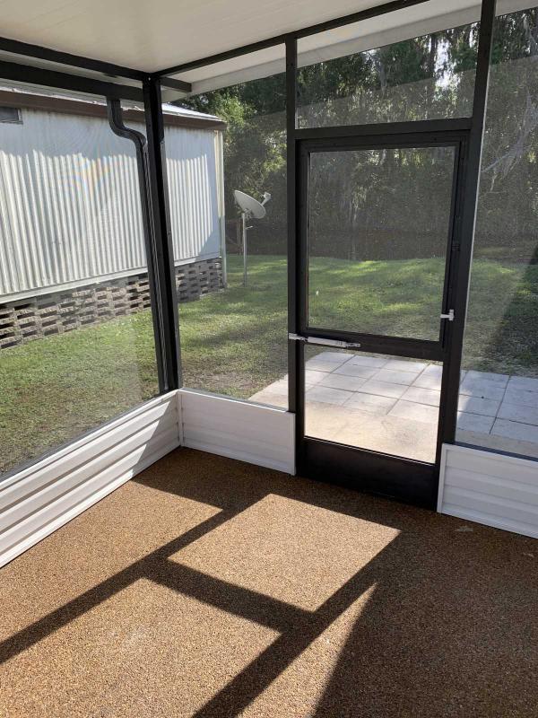 Senior Retirement Living 1985 SAND Mobile Home For Sale in Lakeland, FL