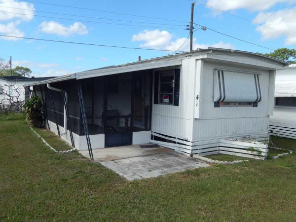 Photo 1 of 1 of home located at 27881 Us Hwy 27 S. Lot 41 Haines City, FL 33844