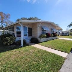 Photo 1 of 37 of home located at 4226 Pittenger Dr Sarasota, FL 34234