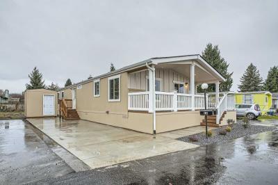 Photo 2 of 23 of home located at 918 Mountain Villa Loop Enumclaw, WA 98022