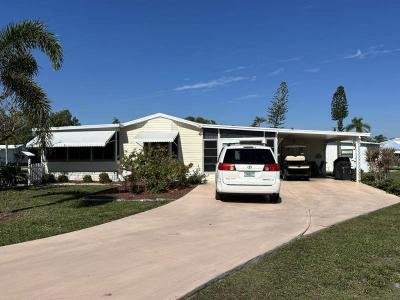 Mobile Home at 25699 Carnation Court L-114 Bonita Springs, FL 34135
