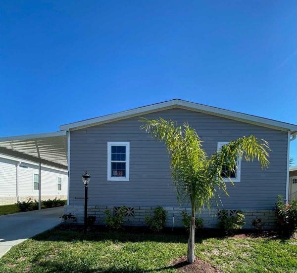 Photo 1 of 2 of home located at 280 Siberian Cypress Circle Winter Haven, FL 33881
