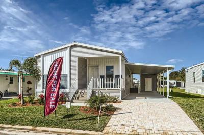 Photo 3 of 24 of home located at 35 Westwind Court Melbourne, FL 32934