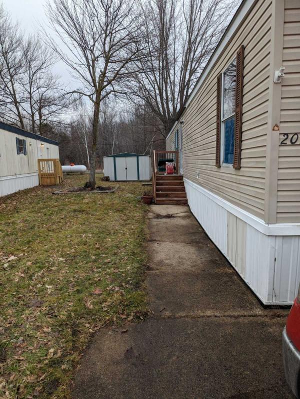 Mobile Home For Rent 201 Cub Lane Birch Run, MI