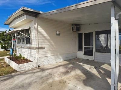 Mobile Home at 39651 Persimmon Ave Zephyrhills, FL 33542