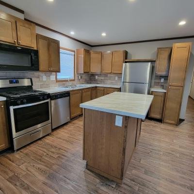 Mobile Home at 054 Golfview Court #054 North Liberty, IA 52317