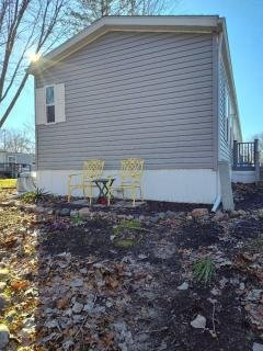 Photo 3 of 17 of home located at 3039 Hillanlake #143 Brooklyn, MI 49230