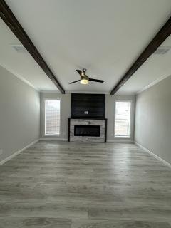 Photo 5 of 20 of home located at 109 Lipper Lane Pearland, TX 77581