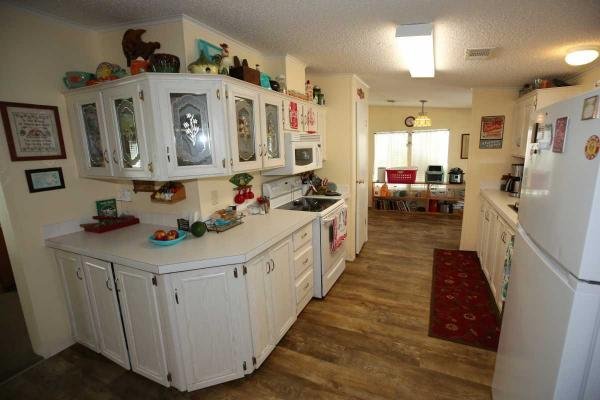 2000 Manufactured Home