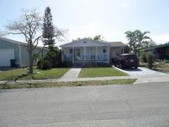 Photo 2 of 21 of home located at 3185 N Huntington Ave Melbourne, FL 32901
