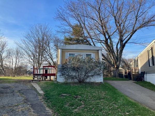 1977 Fairpoint Mobile Home For Sale