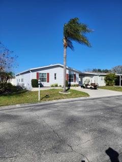 Photo 4 of 28 of home located at 154 Juniper Trace Parrish, FL 34219