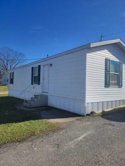 Mobile Home at 5925 Youngstown Hubbard Rd Hubbard, OH 44425