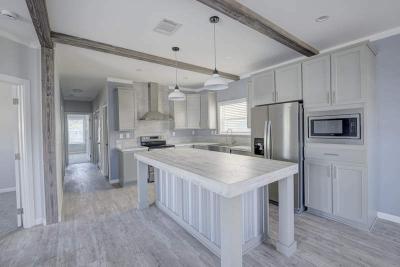 Photo 3 of 31 of home located at 138 Cabbage Palm Lane Naples, FL 34114