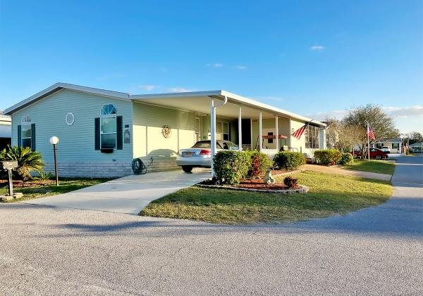 1999 Homes of Merit Mobile Home For Sale