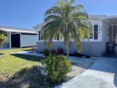 Photo 5 of 8 of home located at 924 Nogoya Venice, FL 34285