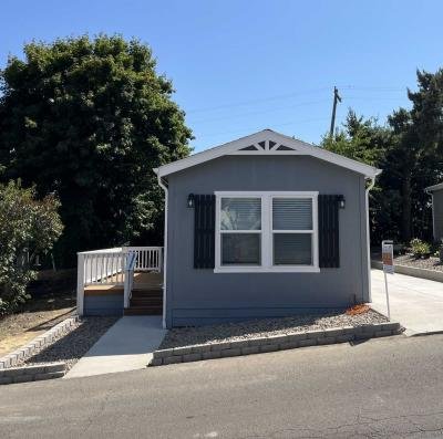 Mobile Home at 3966 S. Pacific Hwy #51 Medford, OR 97501
