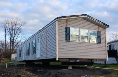 Mobile Home at 105 Williamsburg Road Imperial, PA 15126