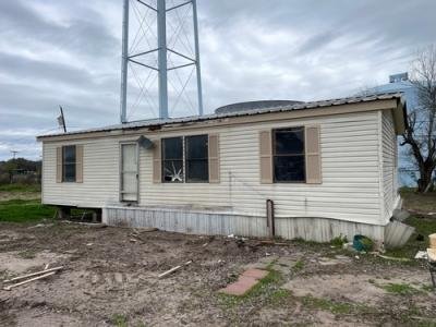 Mobile Home at 1200 Tower Dr Lot 2 George West, TX 78022