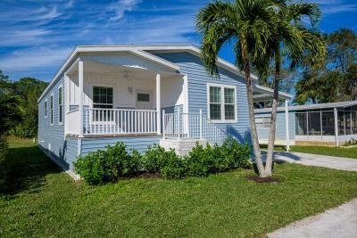 Mobile Home at 2 Queen Palm Drive Naples, FL 34114