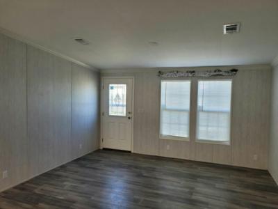 Photo 3 of 29 of home located at 1219 51st Avenue East, #18 Bradenton, FL 34203
