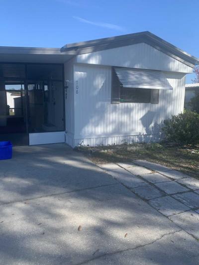 Mobile Home at 708 Magnolia Lane Wildwood, FL 34785